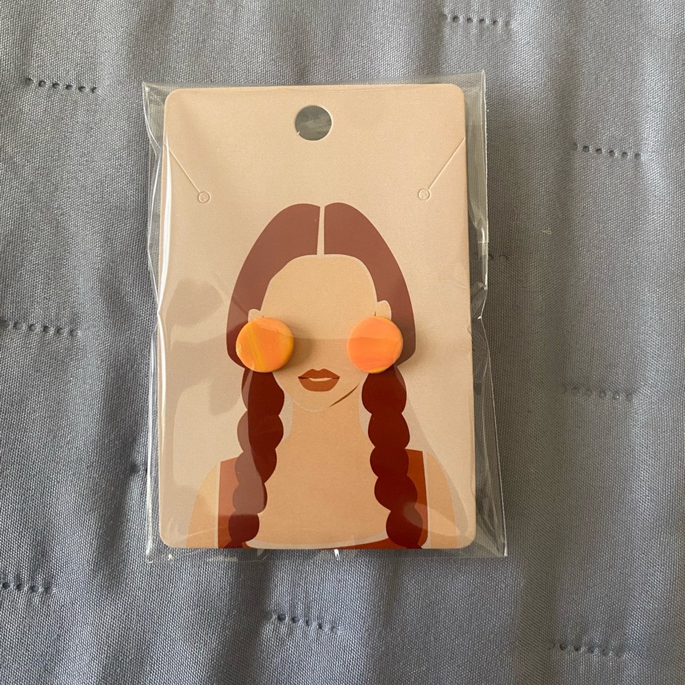 Marble stud earrings